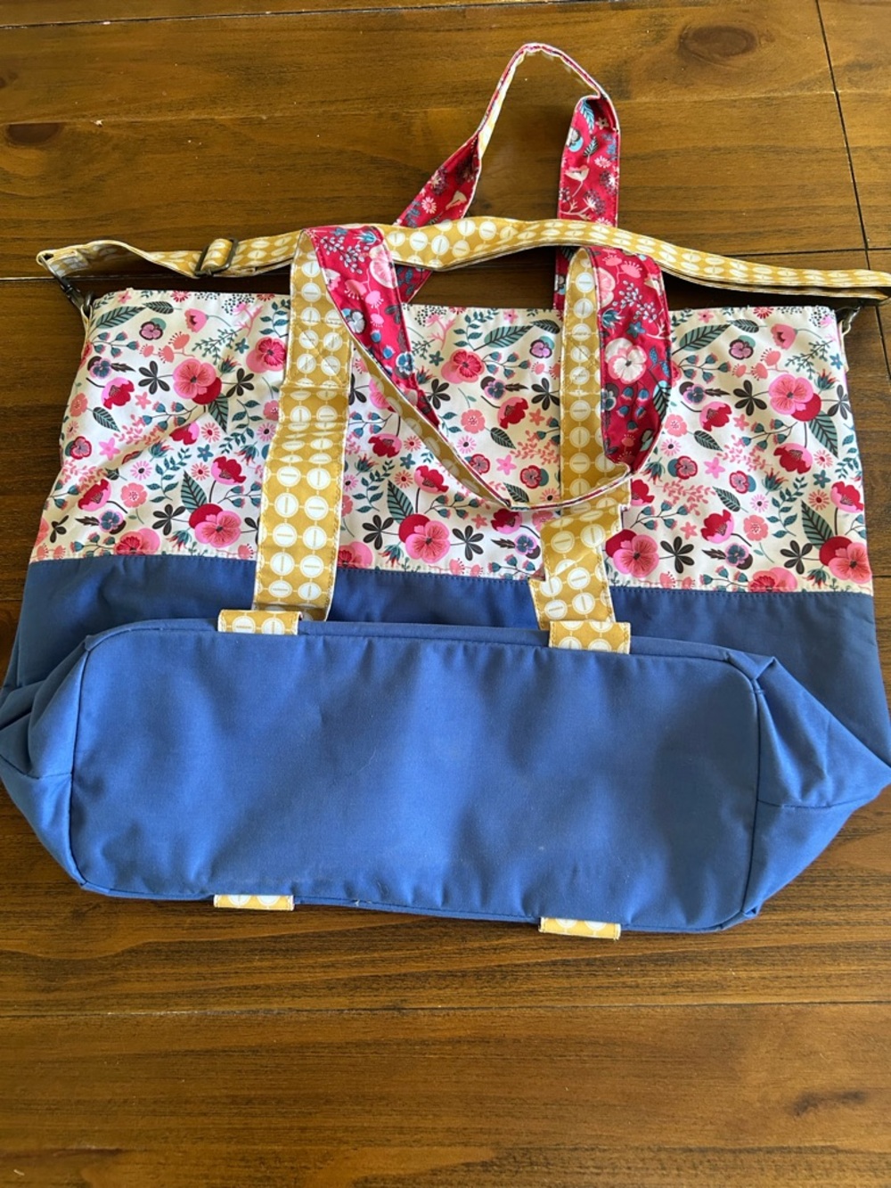 Matilda Jane "Going Somewhere" Weekend Tote - Picture 3 of 4